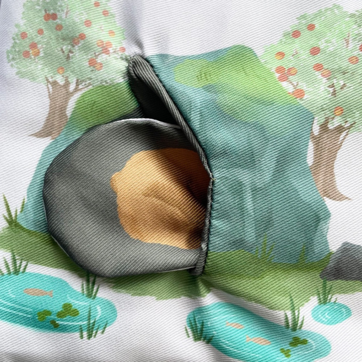 The Fluffy Picture Book Series - Cheerful Squirrel’s Cherry Hunt