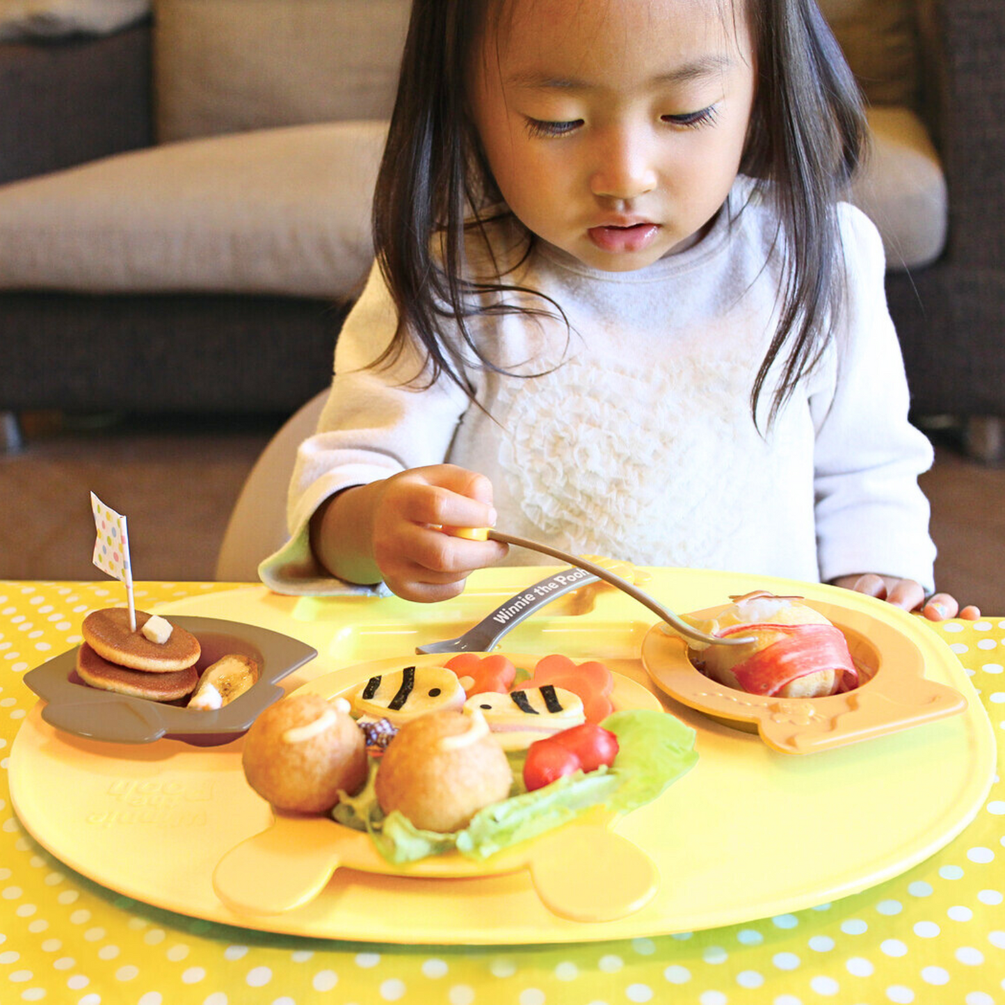 Winnie the Pooh Tableware and Cutlery (6-Piece Set)