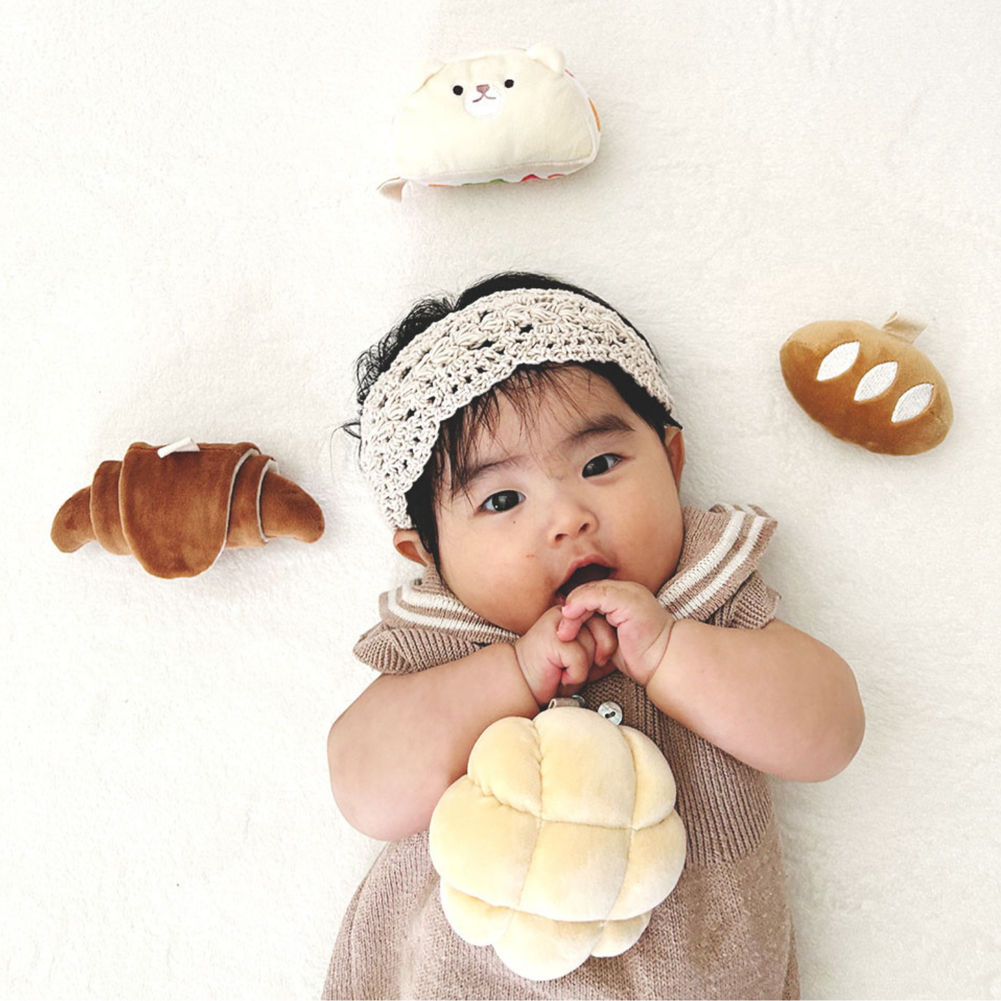 Mochitto Freshly Baked Bread Rattle Set