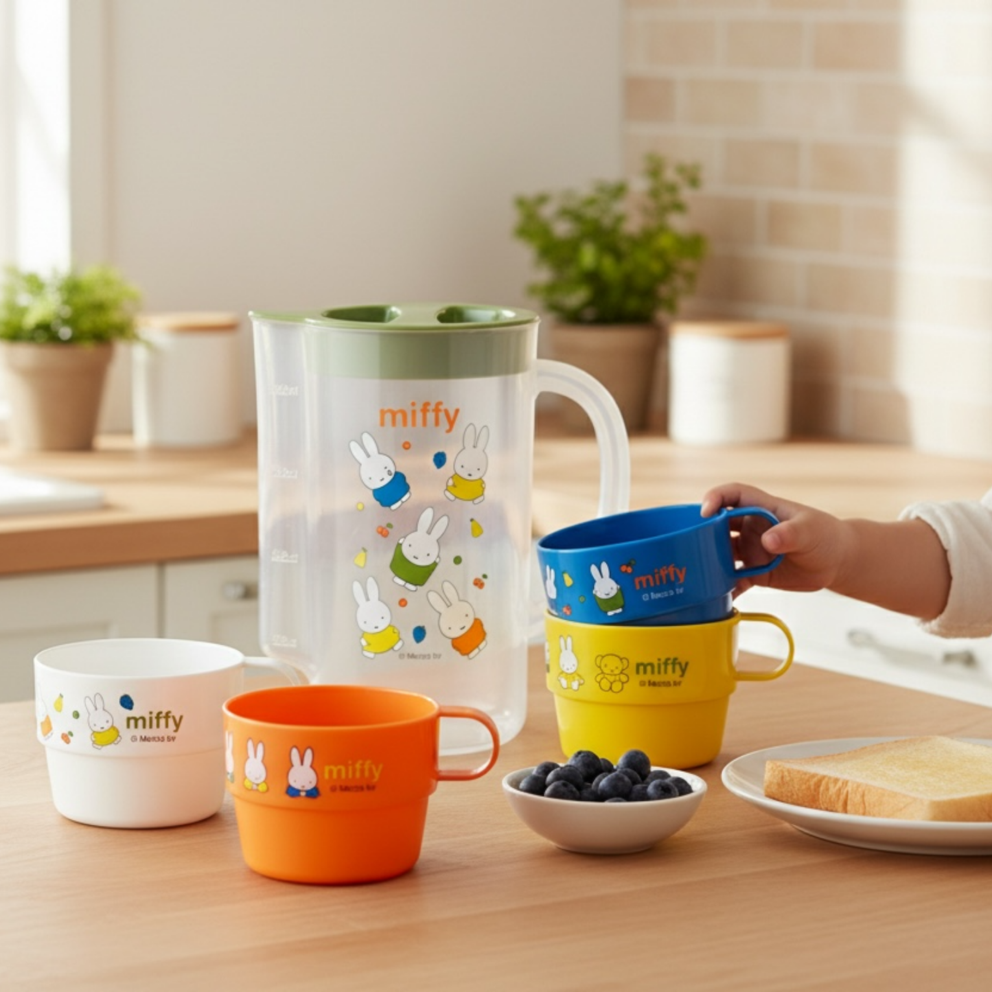 Miffy Stackable Drink Set